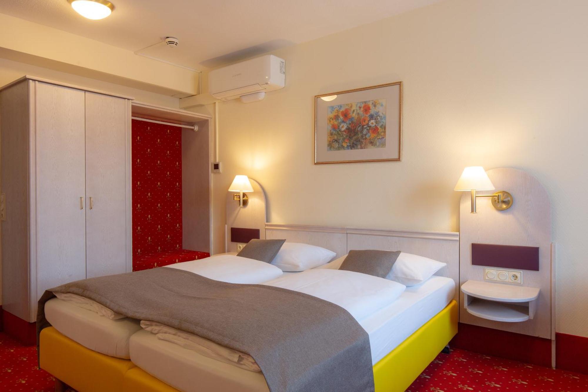 Hotel Residence เวิร์ซบวร์ก ภายนอก รูปภาพ